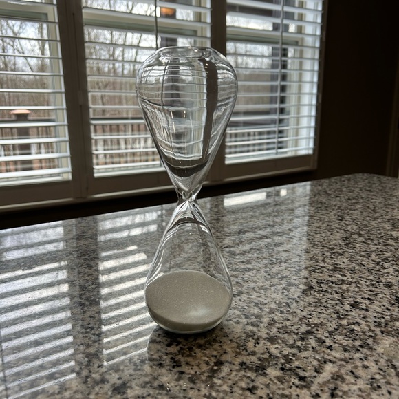 Other - Clear Glass Hourglass with White Sand
